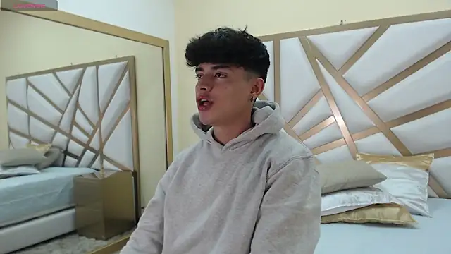 DrakeCollinss online show from March 7, 2025, 11:27 pm