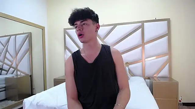 DrakeCollinss online show from March 12, 2025, 2:09 am