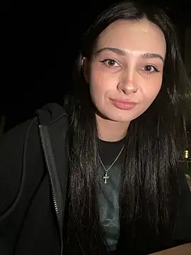 Snapshot of lunalovelee chatting on October 14, 2025, 2:50 pm lunalovelee online show from October 14, 2025, 2:50 pm