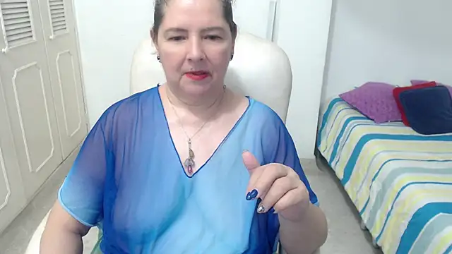 leonela 69 online show from May 15, 2026, 10:41 pm