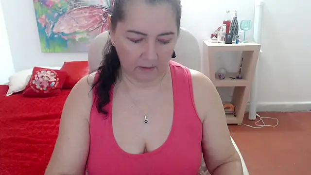 Snapshot of leonela_69 chatting on February 5, 2026, 1:45 am leonela 69 online show from February 5, 2026, 1:45 am