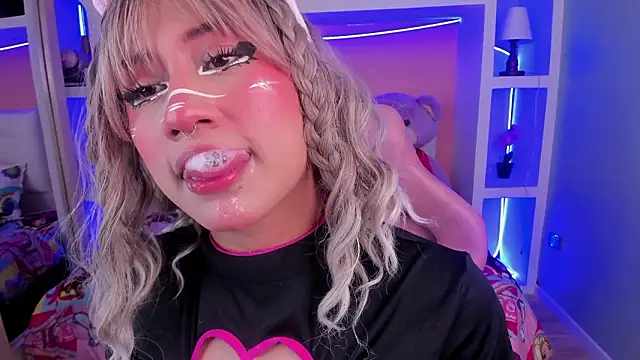 Snapshot of miss___megan chatting on March 16, 2026, 2:08 am miss megan online show from March 16, 2026, 2:08 am