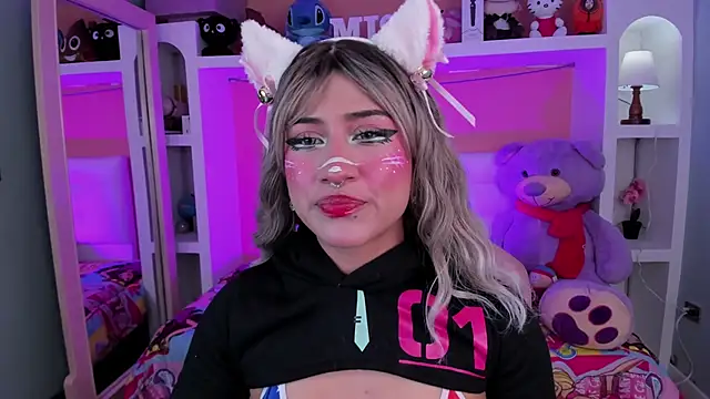 Snapshot of miss___megan chatting on April 10, 2026, 2:29 am miss megan online show from April 10, 2026, 2:29 am