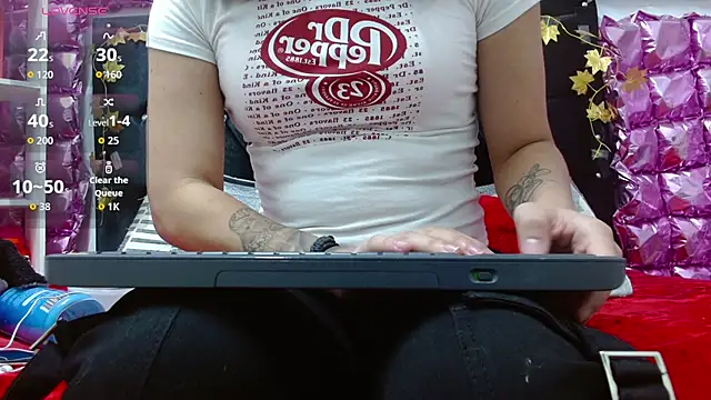 Snapshot of poisondost_hot chatting on September 23, 2025, 11:39 am poisondost hot online show from September 23, 2025, 11:39 am
