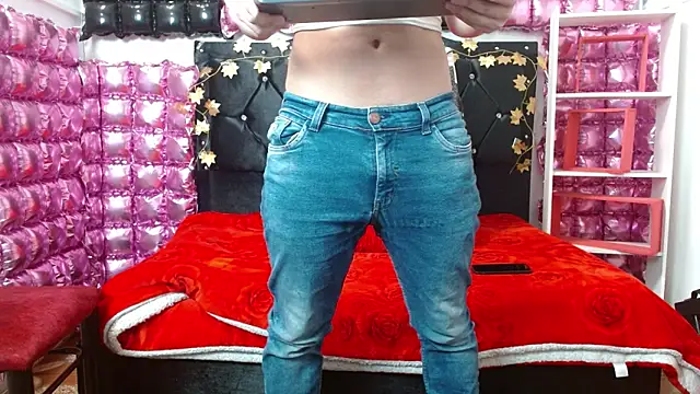 Snapshot of poisondost_hot chatting on March 3, 2025, 4:36 pm poisondost hot online show from March 3, 2025, 4:36 pm