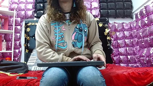 Snapshot of poisondost_hot chatting on September 10, 2025, 11:20 am poisondost hot online show from September 10, 2025, 11:20 am