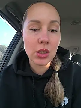 Mona Plus online show from November 4, 2025, 7:45 am