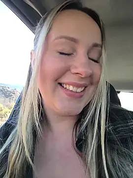 Mona Plus online show from November 11, 2025, 8:31 am