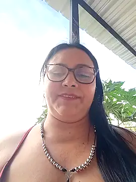 Snapshot of promiscuous-indecent-momm chatting on October 8, 2025, 7:47 pm promiscuous-indecent-momm online show from October 8, 2025, 7:47 pm
