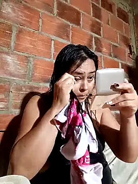 Snapshot of promiscuous-indecent-momm chatting on October 5, 2025, 10:28 am promiscuous-indecent-momm online show from October 5, 2025, 10:28 am