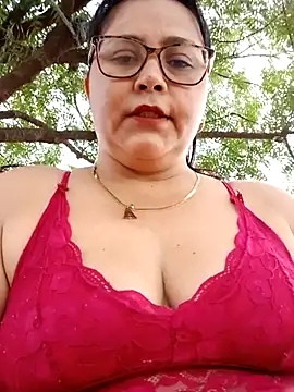 Snapshot of promiscuous-indecent-momm chatting on February 26, 2025, 7:42 pm promiscuous-indecent-momm online show from February 26, 2025, 7:42 pm