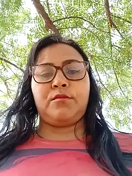 Snapshot of promiscuous-indecent-momm chatting on March 10, 2025, 2:05 pm promiscuous-indecent-momm online show from March 10, 2025, 2:05 pm