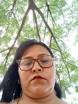 Snapshot of promiscuous-indecent-momm chatting on February 27, 2025, 7:26 pm promiscuous-indecent-momm online show from February 27, 2025, 7:26 pm