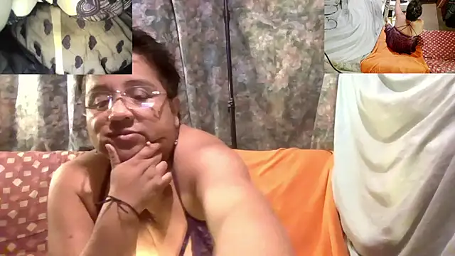 erinadarling79 online show from March 26, 2026, 12:31 am