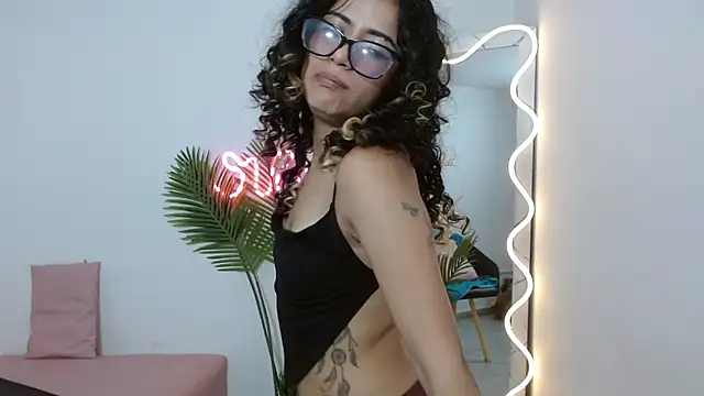 Snapshot of kristen_tay chatting on February 27, 2025, 6:46 am kristen tay online show from February 27, 2025, 6:46 am