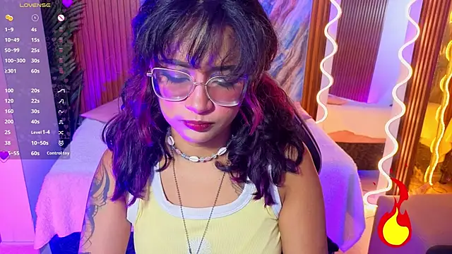 kristen tay online show from July 8, 2026, 2:46 am