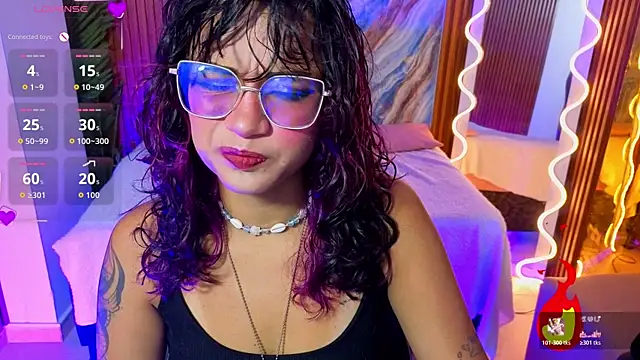kristen tay online show from July 13, 2026, 2:44 am