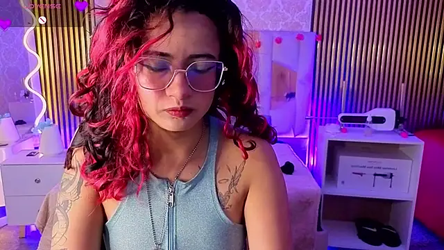 kristen tay online show from March 25, 2026, 3:28 am