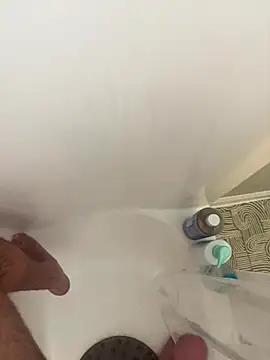 Snapshot of danyh2023 chatting on December 3, 2025, 6:29 pm danyh2023 online show from December 3, 2025, 6:29 pm