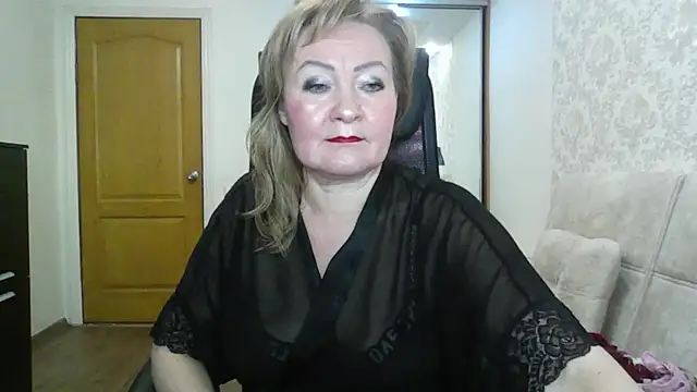 Victoria secrets  online show from September 25, 2025, 5:30 pm