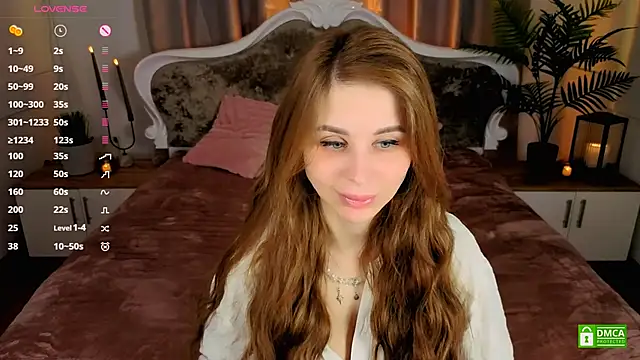 EvaRodi online show from April 5, 2026, 9:43 pm