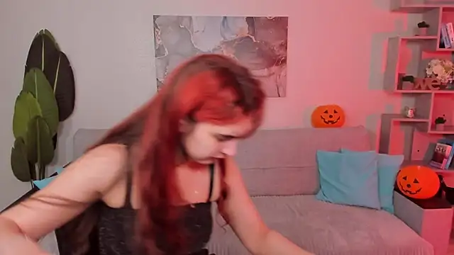 GabriellaMays online show from November 7, 2025, 5:12 am