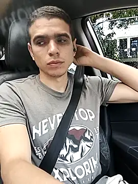 xXDavisXx online show from December 19, 2025, 1:35 pm