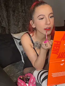 Snapshot of princessred517 chatting on February 9, 2026, 9:24 pm princessred517 online show from February 9, 2026, 9:24 pm