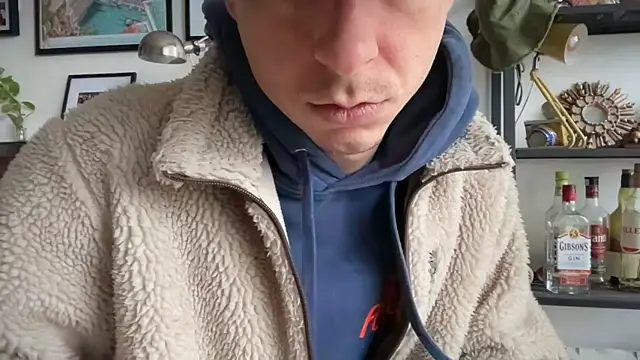 Snapshot of MikymikeBBWD chatting on November 28, 2025, 12:49 pm MikymikeBBWD online show from November 28, 2025, 12:49 pm