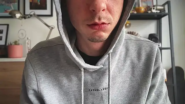 MikymikeBBWD online show from February 6, 2026, 12:12 pm