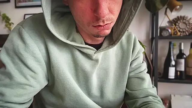 MikymikeBBWD online show from January 8, 2026, 12:55 pm