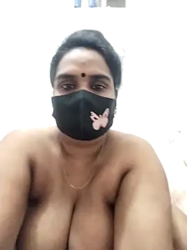 Snapshot of Mitila-3232 chatting on March 4, 2026, 12:18 am Mitila-3232 online show from March 4, 2026, 12:18 am