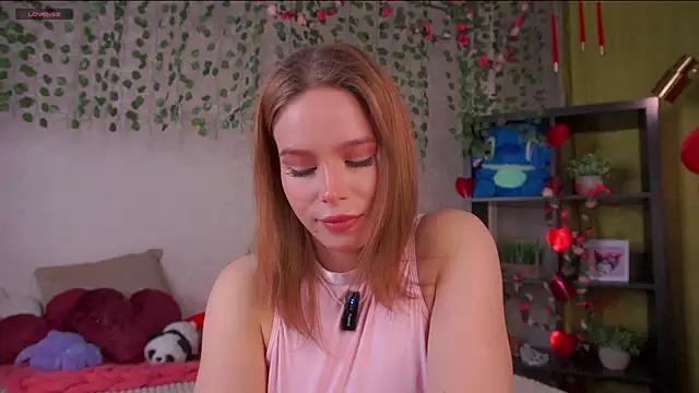 Snapshot of TaiteBayles chatting on March 4, 2026, 1:35 am TaiteBayles online show from March 4, 2026, 1:35 am