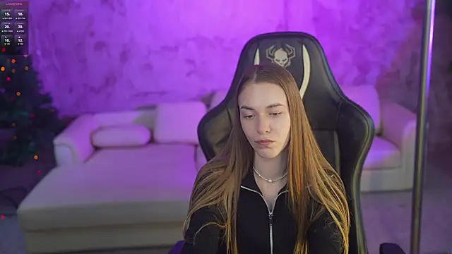 Layla Sweet  online show from December 16, 2025, 7:29 pm