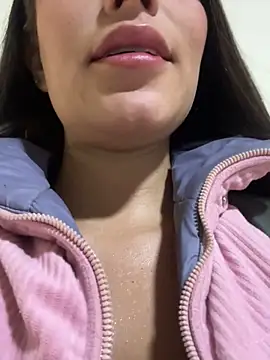 Snapshot of EMILY-07_ chatting on March 13, 2025, 3:17 pm EMILY-07 online show from March 13, 2025, 3:17 pm