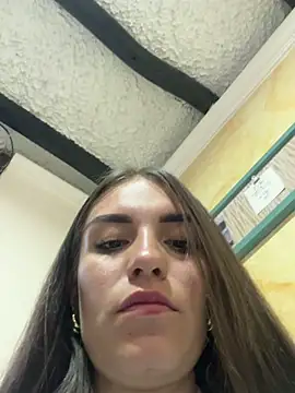 Snapshot of EMILY-07_ chatting on February 21, 2025, 5:20 pm EMILY-07 online show from February 21, 2025, 5:20 pm