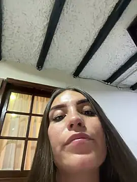 Snapshot of EMILY-07_ chatting on February 17, 2025, 9:54 pm EMILY-07 online show from February 17, 2025, 9:54 pm