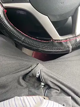 Snapshot of BadboySLR_8899 chatting on October 23, 2025, 8:35 am BadboySLR 8899 online show from October 23, 2025, 8:35 am