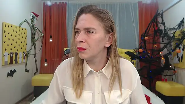 TessaDaybreak online show from October 11, 2025, 6:58 am