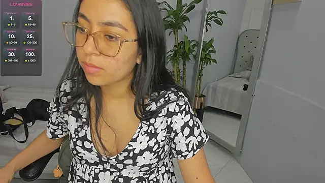 Snapshot of lucelly_15 chatting on March 3, 2026, 11:39 am lucelly 15 online show from March 3, 2026, 11:39 am