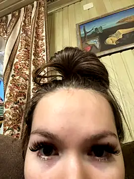 Snapshot of -Amora chatting on December 1, 2025, 12:17 pm -Amora online show from December 1, 2025, 12:17 pm