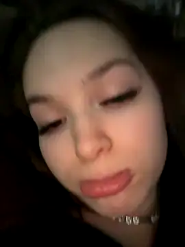 Snapshot of -Amora chatting on November 13, 2025, 12:31 pm -Amora online show from November 13, 2025, 12:31 pm