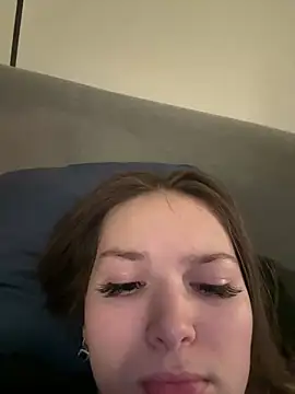 Snapshot of -Amora chatting on February 13, 2026, 12:16 pm -Amora online show from February 13, 2026, 12:16 pm