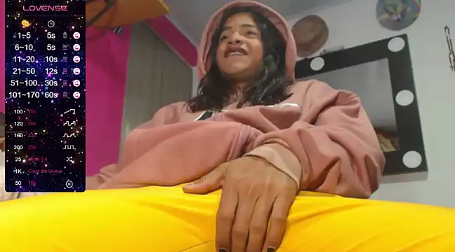 Snapshot of Gaby-sexy chatting on February 18, 2025, 1:44 pm Gaby-sexy online show from February 18, 2025, 1:44 pm