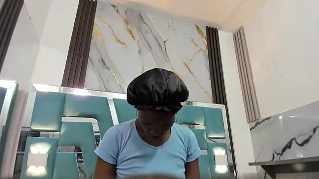 Snapshot of ebony_valentina chatting on December 14, 2025, 11:38 am ebony valentina online show from December 14, 2025, 11:38 am