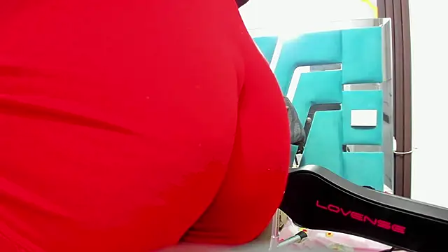 ebony valentina online show from November 14, 2025, 11:58 am