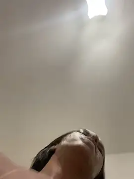 izinharioss online show from February 14, 2025, 10:47 pm