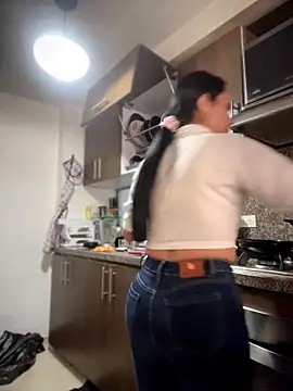 Naatalia online show from March 26, 2026, 6:06 pm