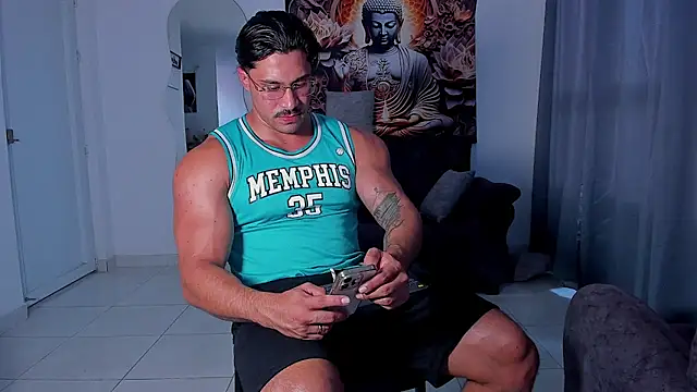 Valentino Dosantos  online show from October 23, 2025, 8:07 pm