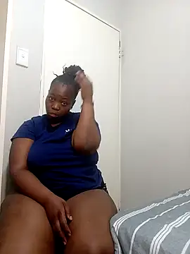 Snapshot of PinkMagic chatting on February 1, 2026, 9:24 pm PinkMagic online show from February 1, 2026, 9:24 pm